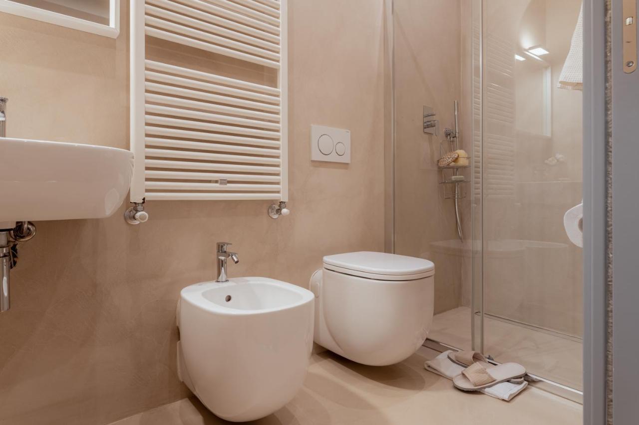 Il Cortile Di Elisa & Our Flats Bed & Breakfast Lucca Exterior foto
